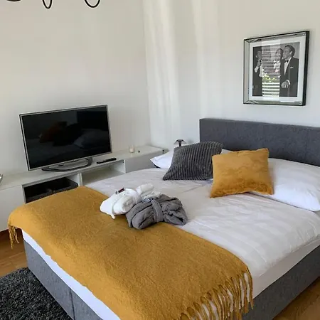 Penthauswohnung Zentrum Apartman *