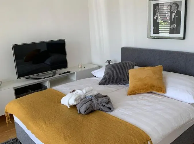 Penthauswohnung Zentrum Apartment *